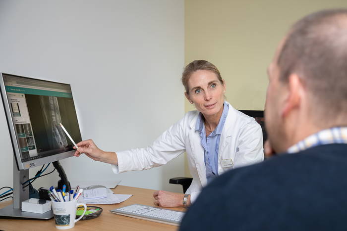 Dr. med. Annett Ramseier im Gespräch 